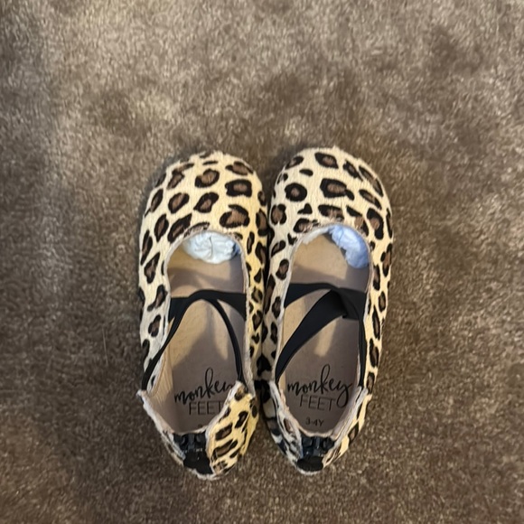 Monkey Feet Brown and Black Leopard Print Flats - Picture 7 of 8